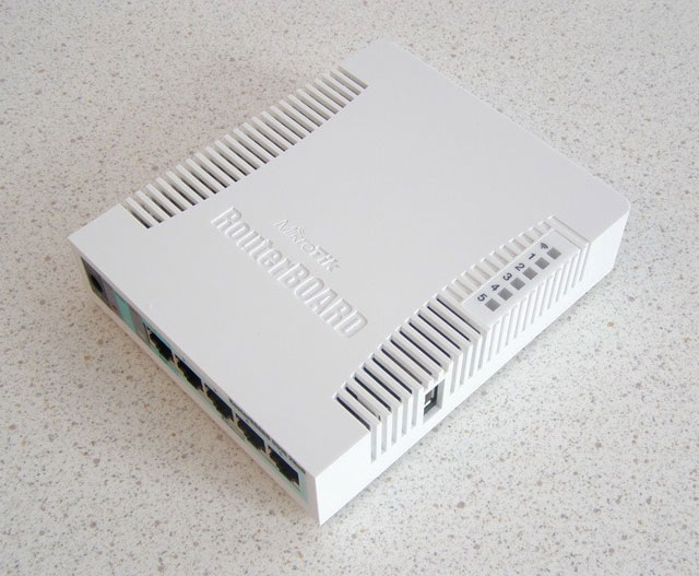 Mikrotik RB951G-2HnD