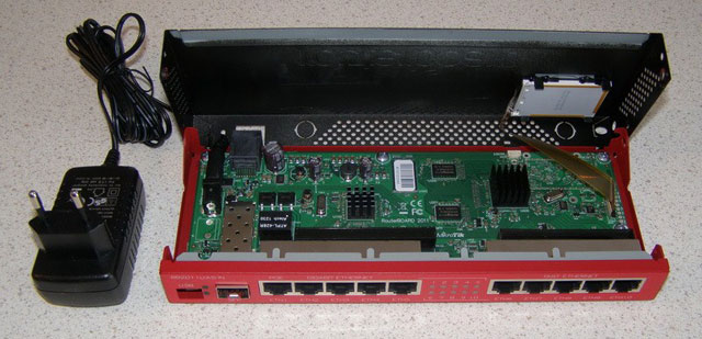   MikroTik RB2011UAS-IN