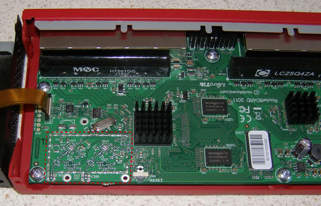  MikroTik RB2011UAS-IN