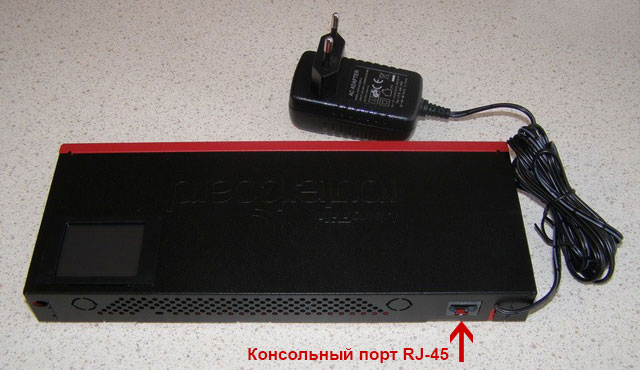 Роутер MikroTik RB2011UAS-IN - вид сзади